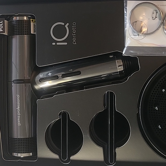 Gama Professional Hairdryer - Picture 3 of 3